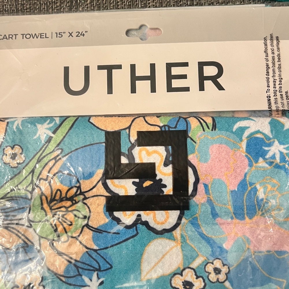 Uther Pocket Golf Towel Premium Microfiber Towel with Carabiner Clip, Golf Acces